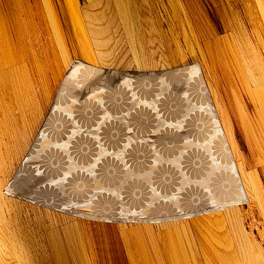 Princess polly silk flower skirt